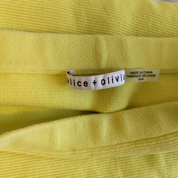 Alice + Olivia Kipp Knit Mini Skirt Size M - Picture 7 of 9